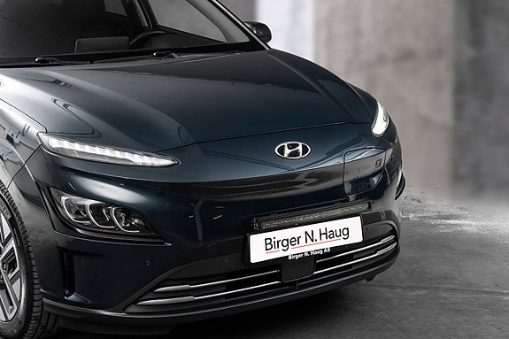 Hyundai Kona 2 of 23