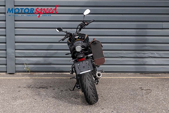 Yamaha XSR 700 Legacy 6 of 8