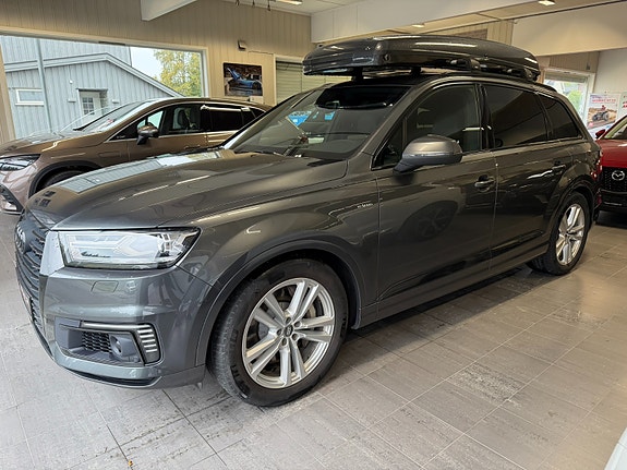 Audi Q7 3 of 30