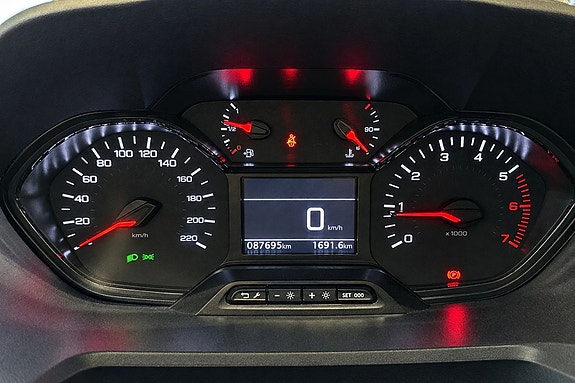 Peugeot Partner 15 of 19