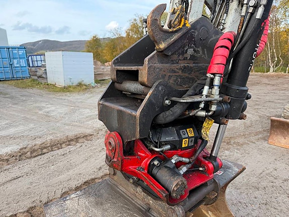 Takeuchi TB 290-2 11 of 30