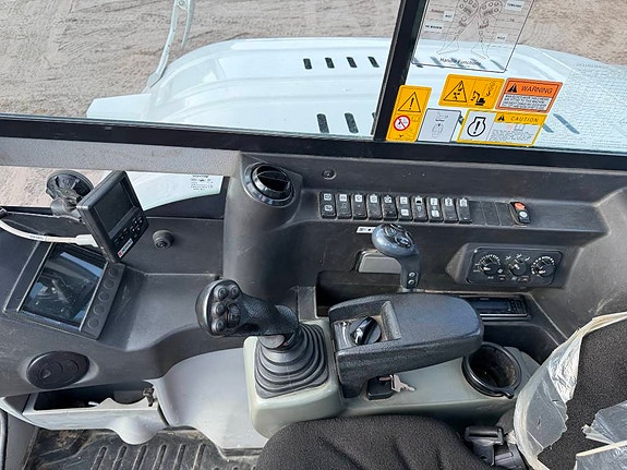 Takeuchi TB 290-2 27 of 30