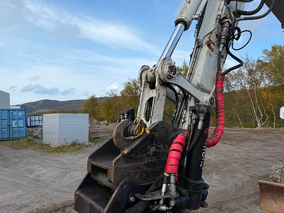 Takeuchi TB 290-2 15 of 30