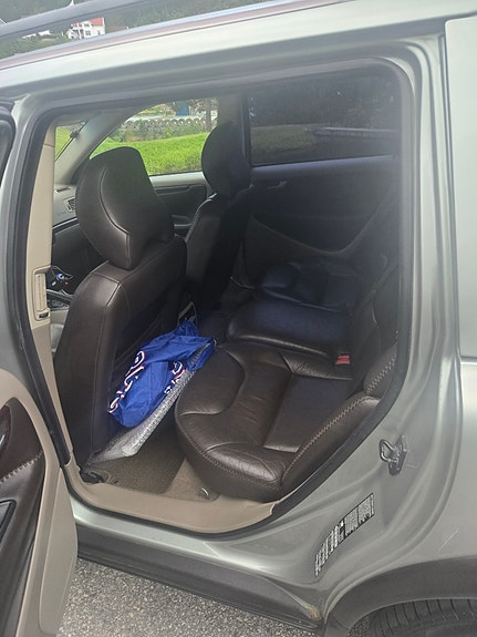 Volvo XC70 14 of 23