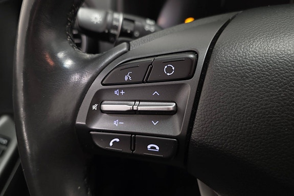 Hyundai Kona 24 of 30