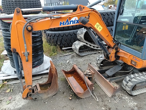 Hanix H15B minigraver 5 of 9