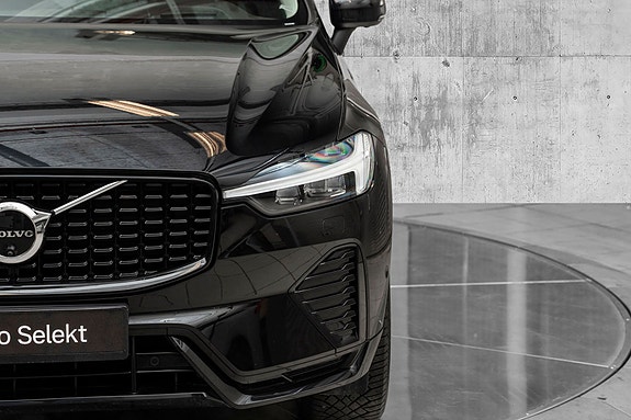 Volvo XC60 4 of 28