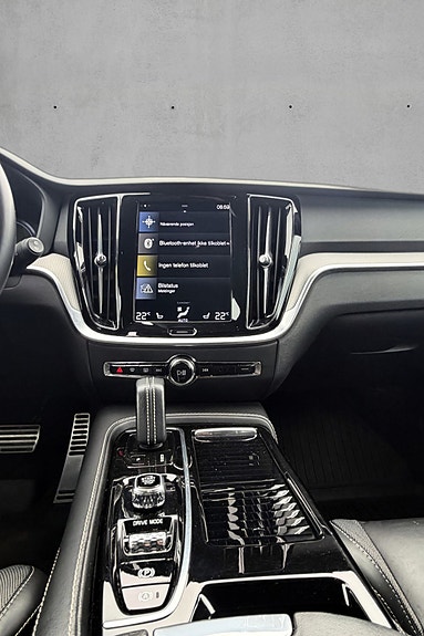 Volvo V60 16 of 23
