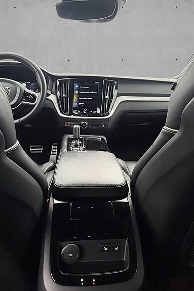 Volvo V60 15 of 23