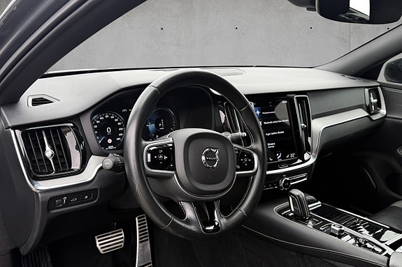Volvo V60 12 of 23