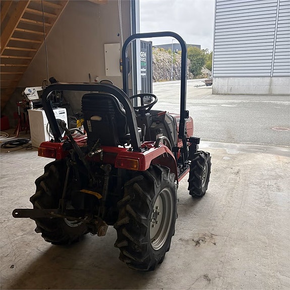 Massey Ferguson 1520 4 of 17