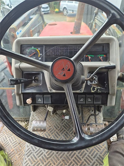 Massey Ferguson 3070 11 of 12