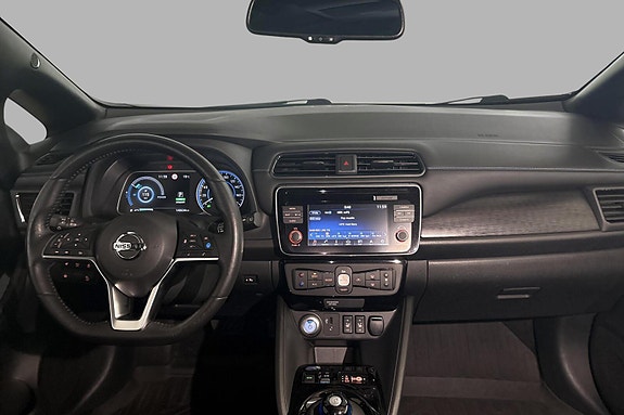Nissan Leaf 10 of 25