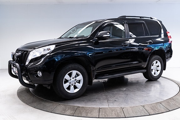 Toyota Land Cruiser 12 of 30