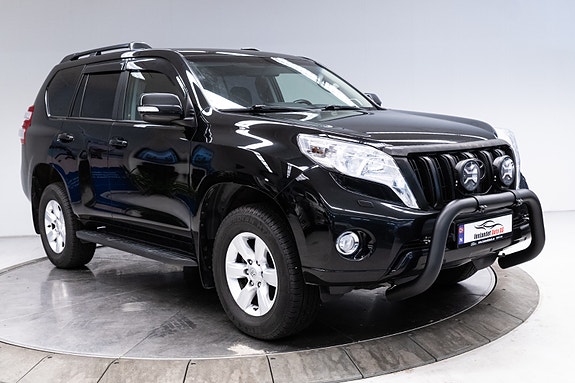 Toyota Land Cruiser 7 of 30