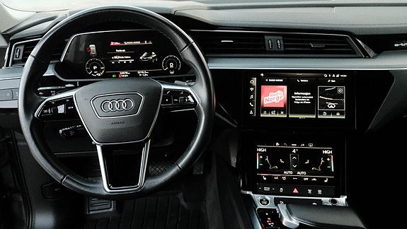 Audi e-tron 14 of 30
