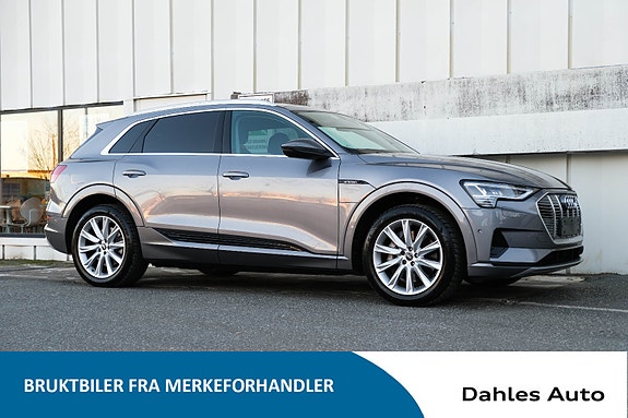 Audi e-tron 4 of 30