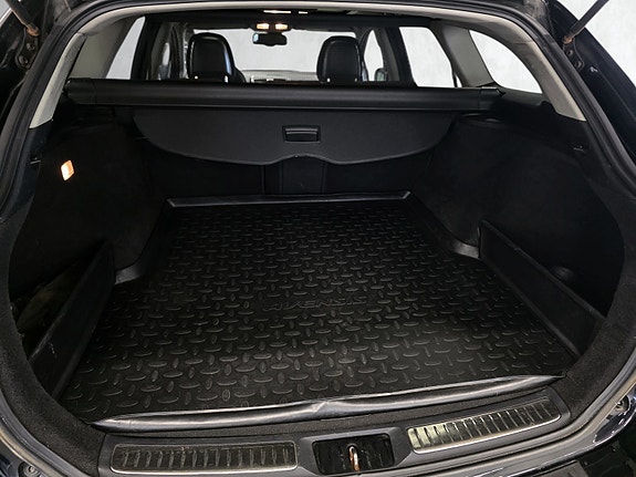 Toyota Avensis 25 of 25