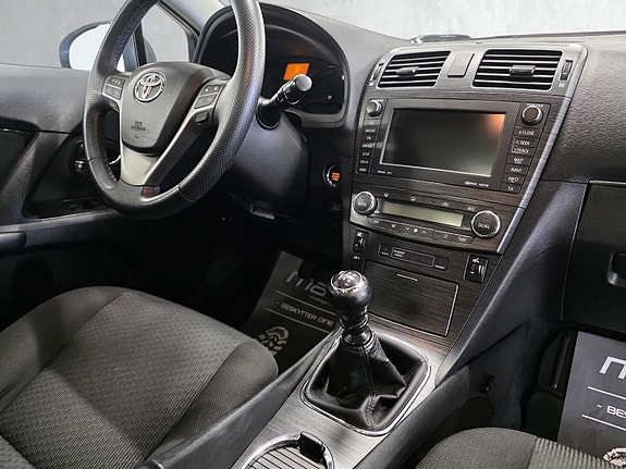 Toyota Avensis 10 of 25