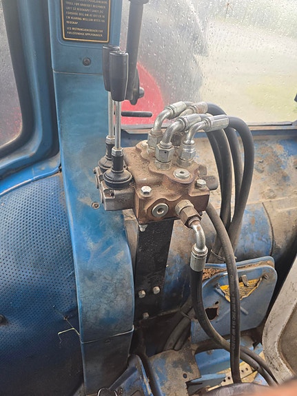 Ford 4600 6 of 9