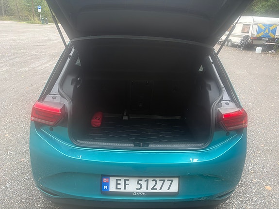 Volkswagen ID.3 3 of 7