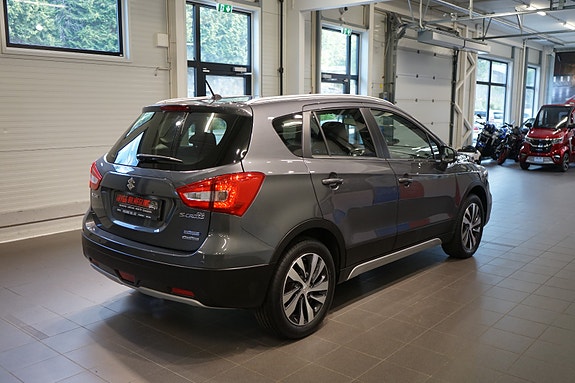 Suzuki SX4 9 of 30