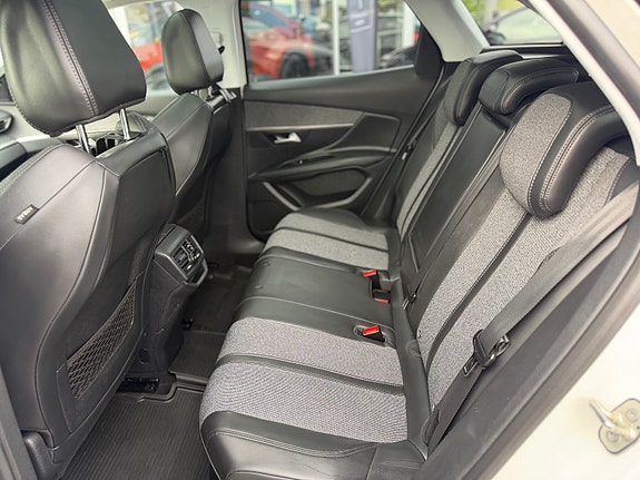 Peugeot 3008 15 of 25