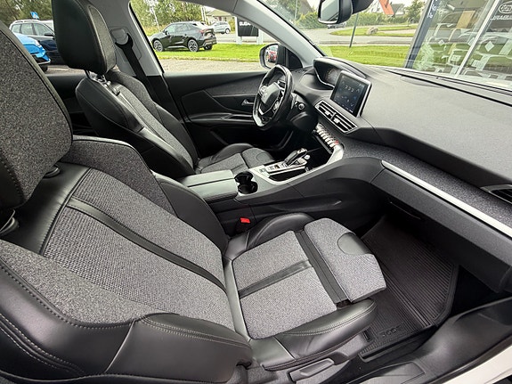 Peugeot 3008 13 of 25