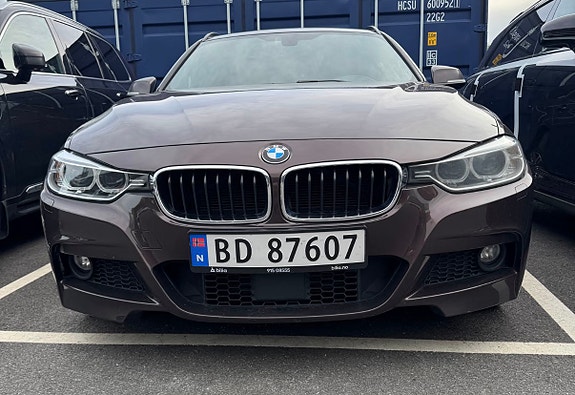 BMW 320d 3 of 11