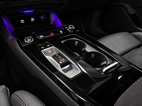 Audi A6 e-tron 15 of 23