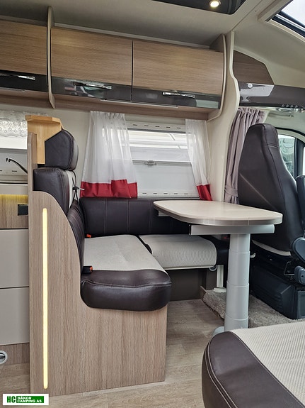 Challenger 377 PROFILE GENESIS med Sykkelstativ, Solcelle og Stekeovn 12 of 30