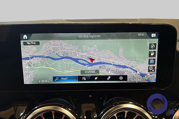 Mercedes-Benz EQA300 20 of 25