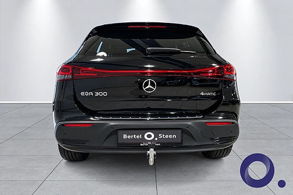 Mercedes-Benz EQA300 4 of 25
