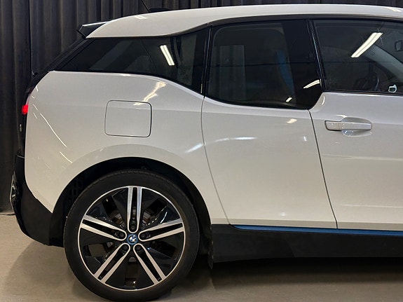 BMW i3 9 of 30