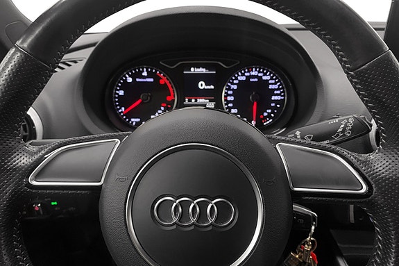 Audi A3 8 of 14