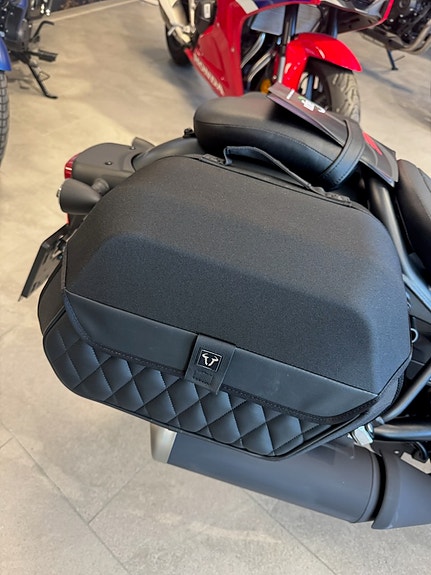 Honda CMX 500 Rebel S - med Sw-Motech Legend Gear sidevesker 16 of 17