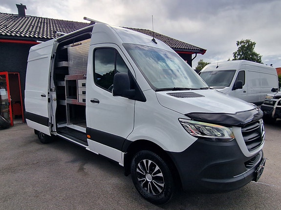 Mercedes-Benz Sprinter 12 of 30