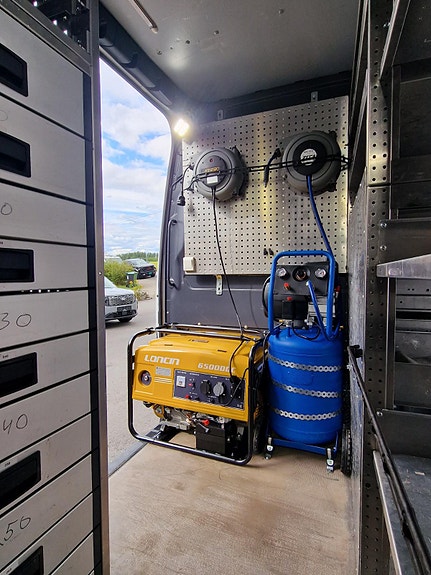 Mercedes-Benz Sprinter 3 of 30