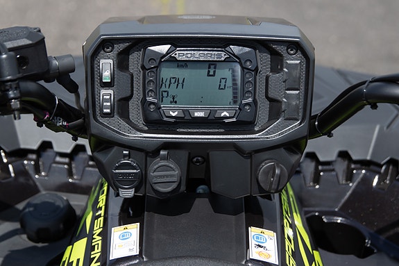 Polaris Sportsman XP 1000 S EPS 2-UP ATV traktor T3b/T1a – Super Graphite 10 of 26