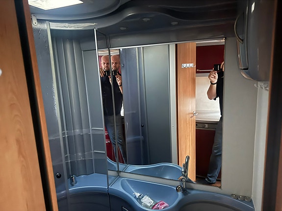Eura Mobil TA 690 HS 12 of 28