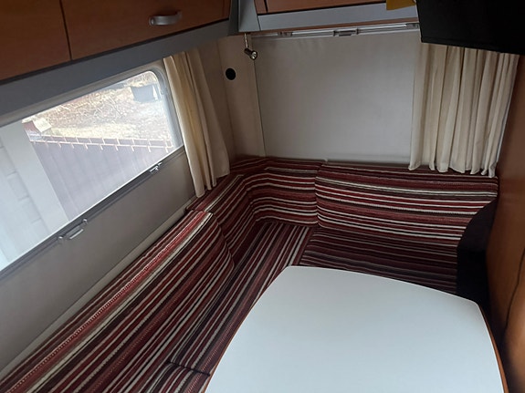 Eura Mobil TA 690 HS 6 of 28