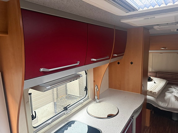 Eura Mobil TA 690 HS 28 of 28