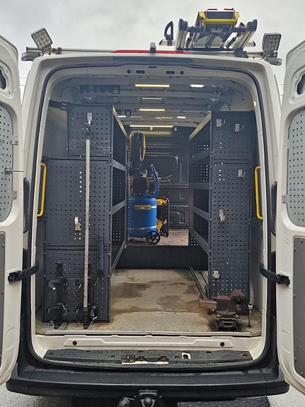 Volkswagen Crafter 14 of 30