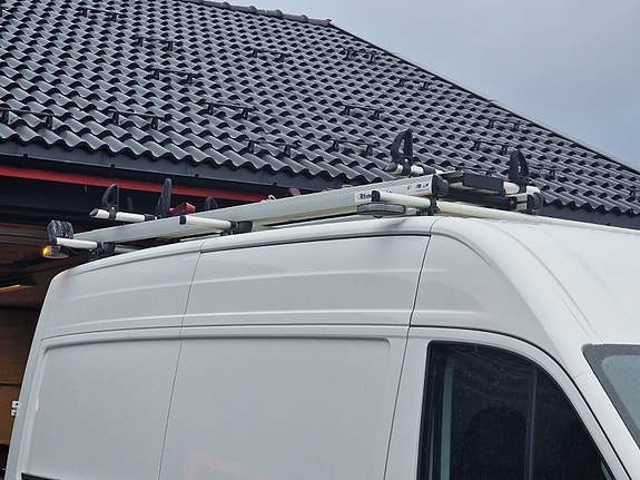 Volkswagen Crafter 8 of 30