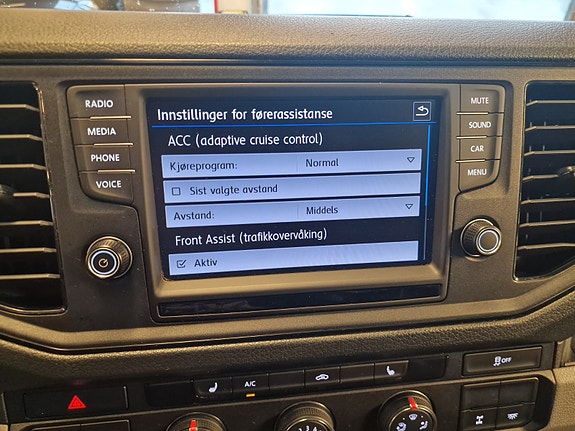 Volkswagen Crafter 27 of 30