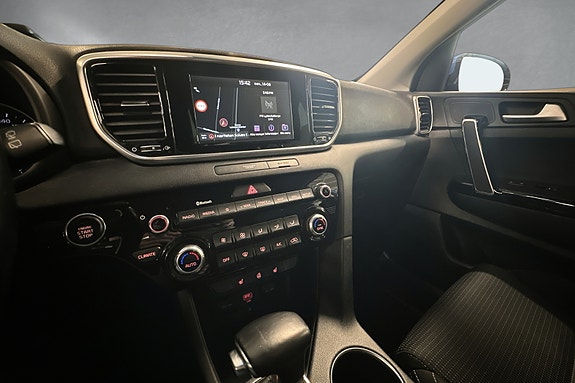 Kia Sportage 24 of 30