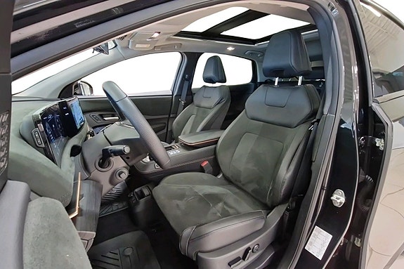 Nissan Ariya 10 of 28