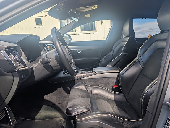 Volvo V90 9 of 13
