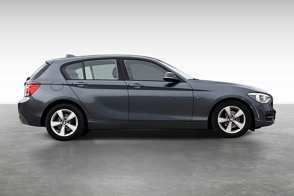 BMW 116d 3 of 12