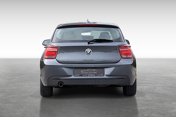 BMW 116d 5 of 12